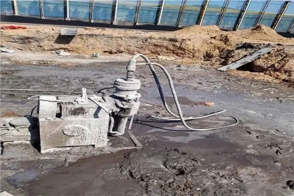 利通水泡基础注浆加固